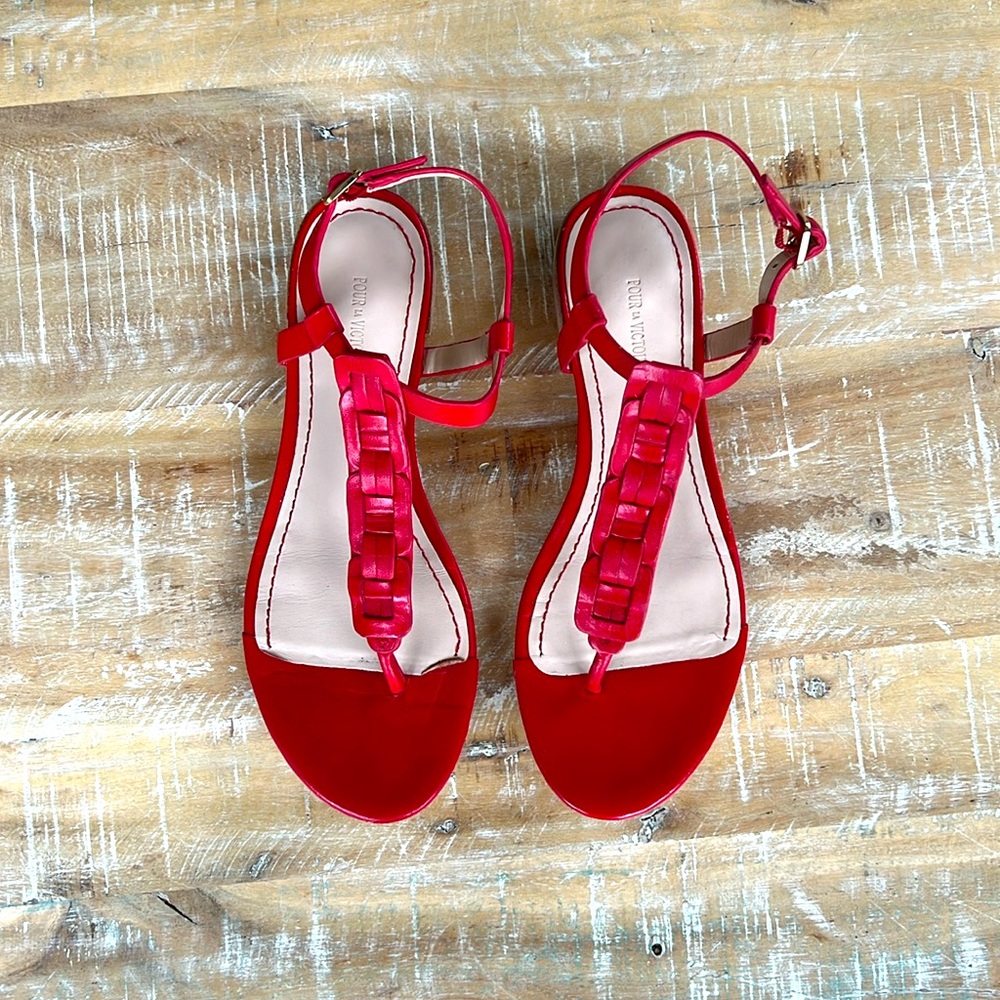 Pour La Victor Red Thong Sandal